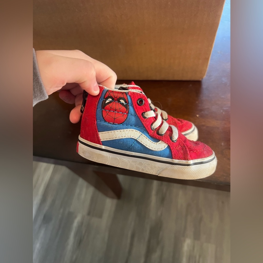 Boys Spider-Man vans